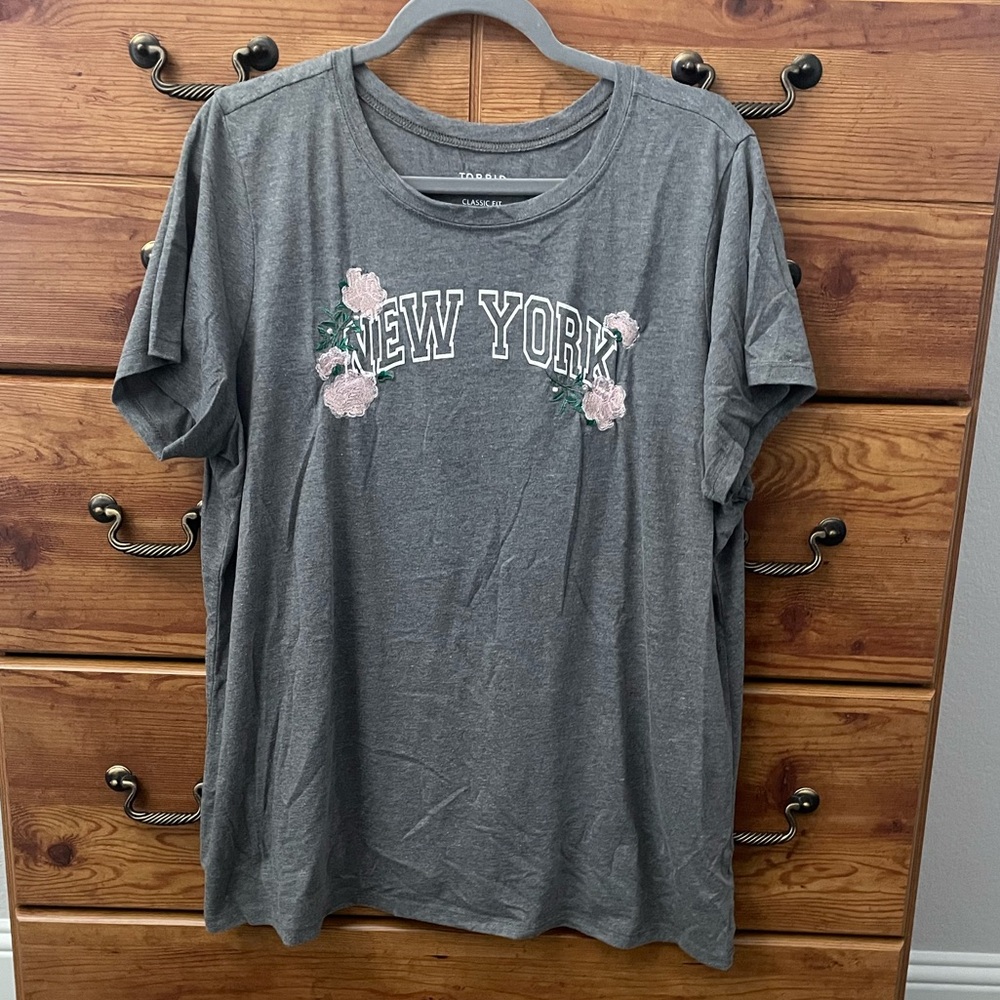 Torrid Grey Floral NY Tee